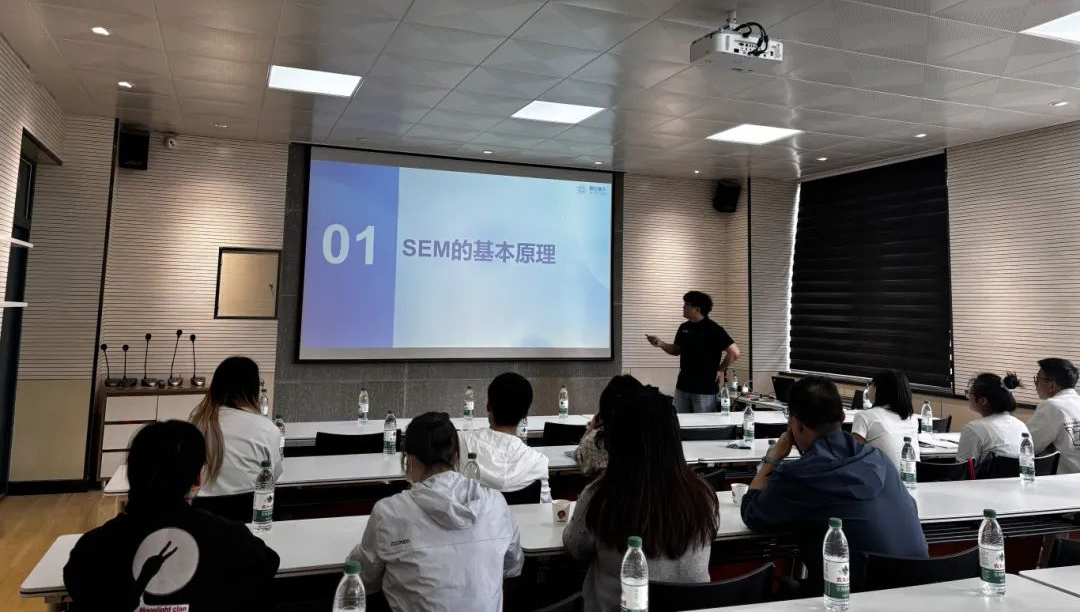 走进大西北！【镜心镜意】用户关怀周活动在新疆大学、兰州交通大学成功举办